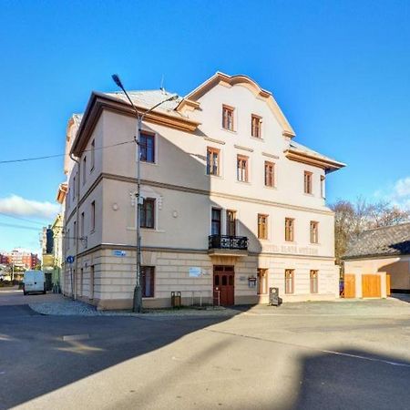 Hotel Hvezda Bruntál Dış mekan fotoğraf